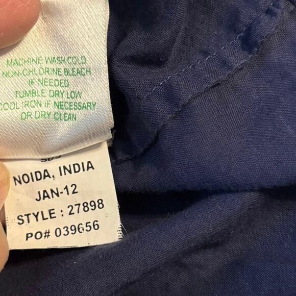 Lilly Pulitzer Size S Elsa Blouse Top Floral Embroidered Smocked V Neck Preppy - Picture 6 of 6